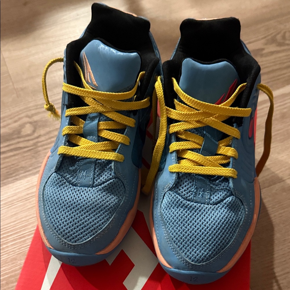 Nike Kids Blue and Yellow Sneakers